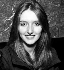 Portrait von Nadine